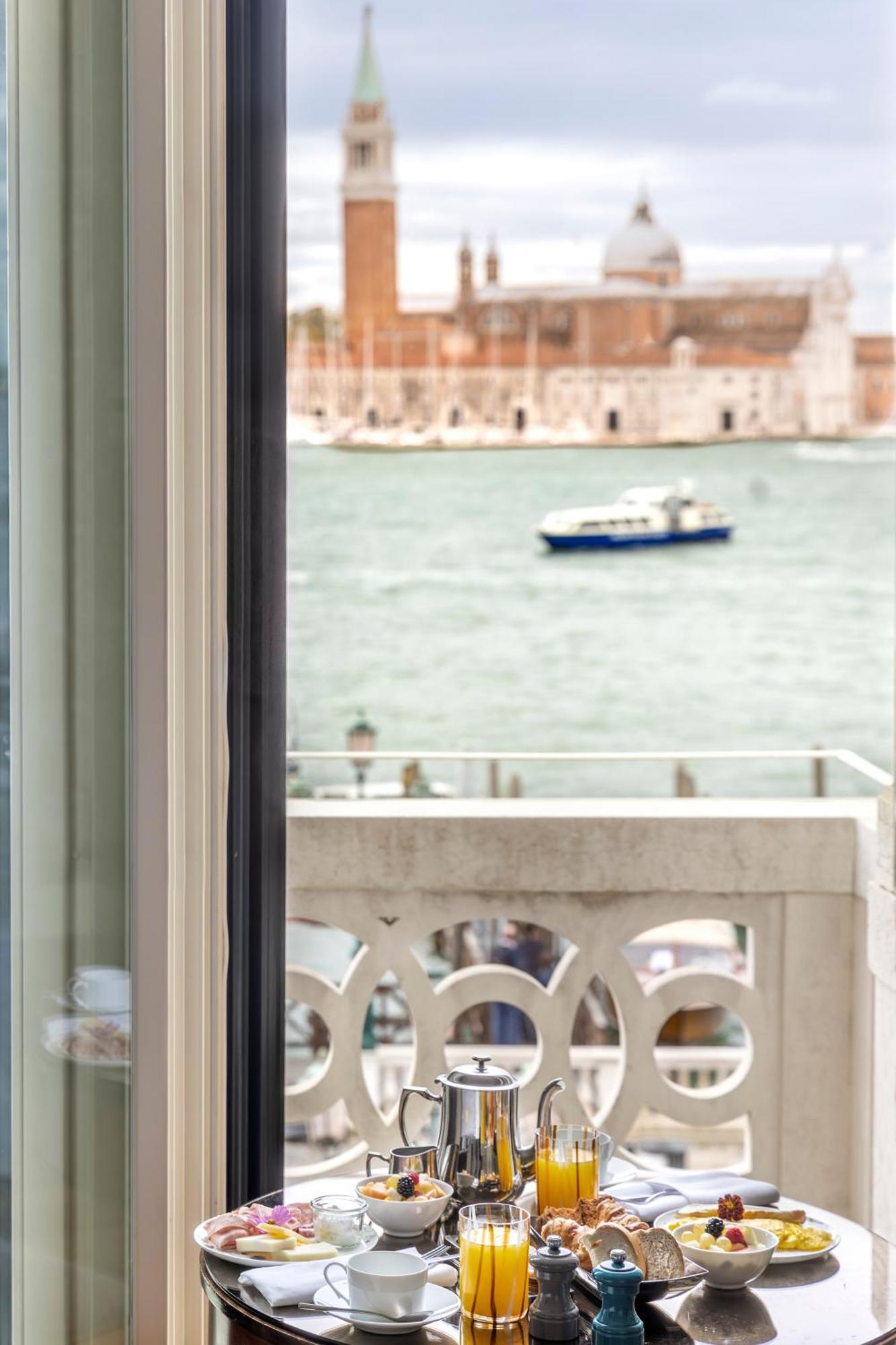 Londra Palace Venezia Eksteriør bilde
