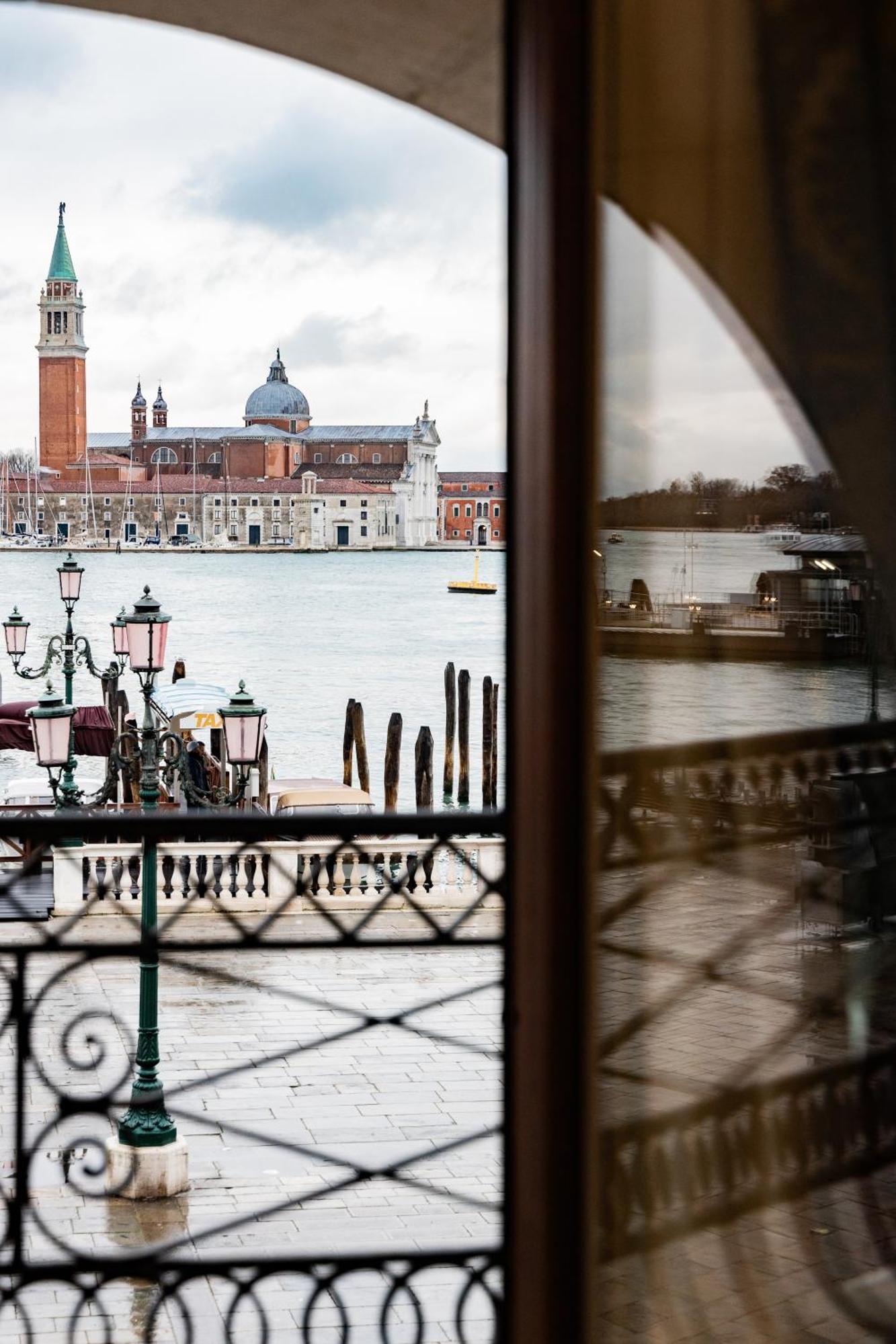 Londra Palace Venezia Eksteriør bilde
