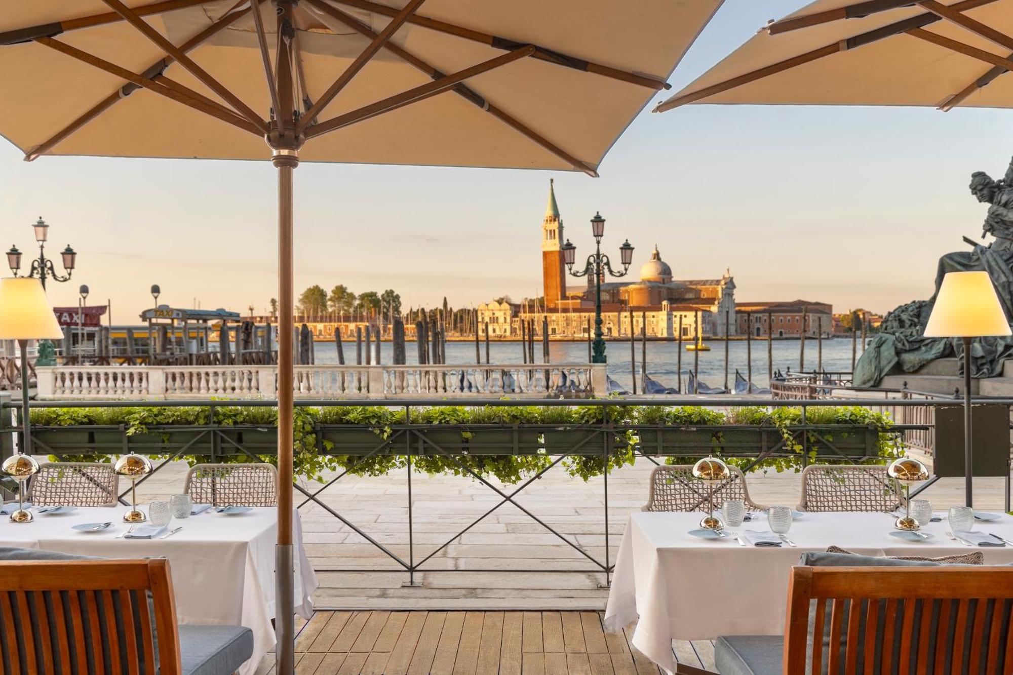 Londra Palace Venezia Eksteriør bilde